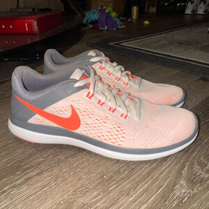 Nike Flex 2016 Run Athletic Shoes Size 8 Pink Gray